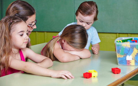 保育園・幼稚園に行きたくない～。行くのを嫌がる子どもの対処法