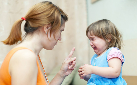 子どもをガミガミ叱る自分とさよなら!? 「感情の断捨離」とは