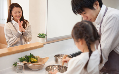 夫をイクメンにする！ 育児・子育てに参加する「パパスイッチ」をオンにする方法