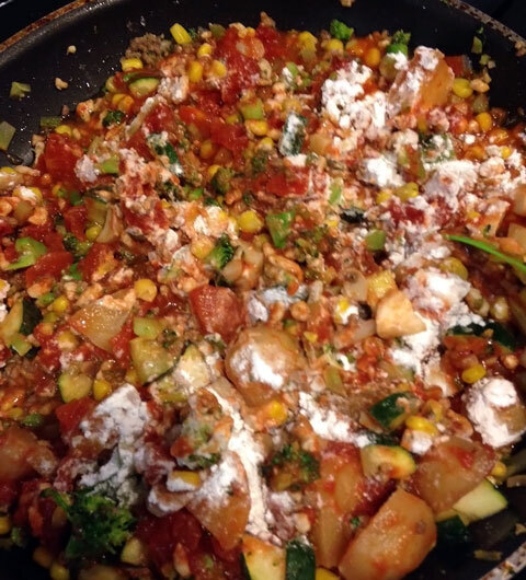 残暑を乗り切る、夏野菜のトマトクリームマカロニ