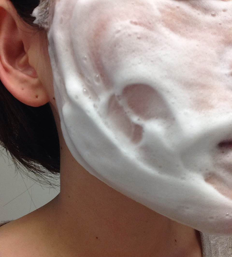 自宅で簡単、「炭酸美容」で夏の肌荒れ・疲れ肌をイキイキ回復！