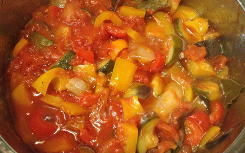 作り置きOK、アレンジ自在！ 南仏料理のラタトゥイユのレシピ