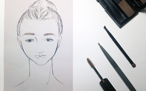眉の書き方・整え方　流行のナチュラル太眉を作るコツ