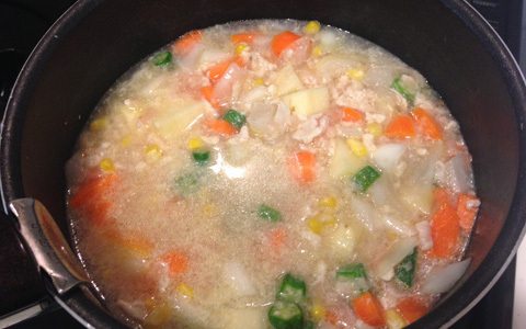 子供でも安心！ まろやかでおいしいココナッツカレーのレシピ