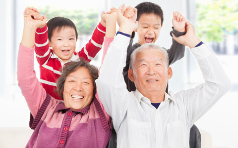 相続税の基本を学ぶ（3） 相続税対策で人気の「教育資金等一括贈与」とは