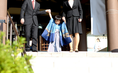 お宮参り、七五三など、子供のセレモニーでの、ママのファッションルール