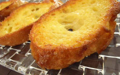 余ったフランスパンで作る簡単フレンチトースト