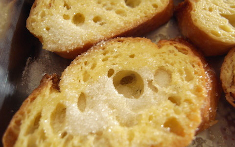 余ったフランスパンで作る簡単フレンチトースト