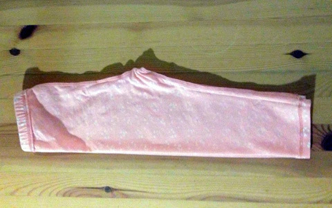 型紙なしのザックリ洋裁で、赤ちゃん用レギンスを手作りしてみよう！