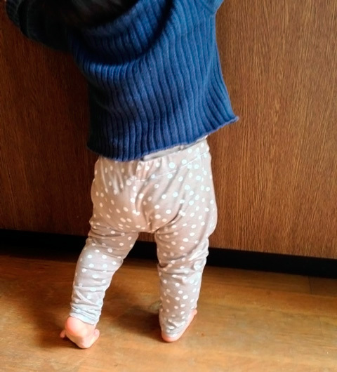 型紙なしのザックリ洋裁で、赤ちゃん用レギンスを手作りしてみよう！