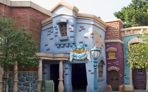 赤ちゃん連れでも楽しく！ 子連れで行く、初めての東京ディズニーランドの過ごし方