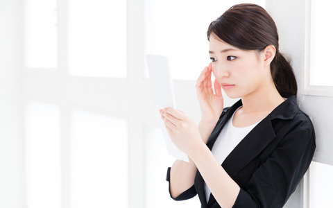 肌の乾燥対策、朝のひと手間で夕方の小じわを目立たなくする方法