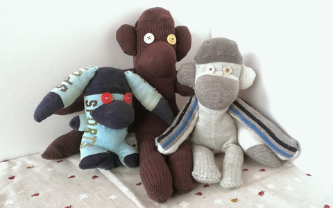 ソックモンキーの作り方 履けなくなった靴下を有効活用