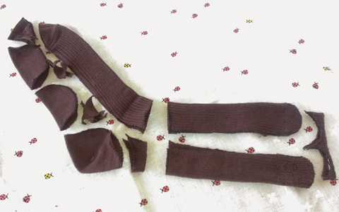 ソックモンキーの作り方 履けなくなった靴下を有効活用