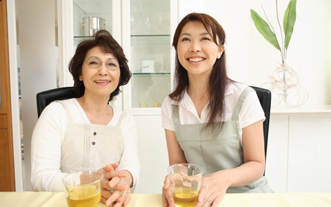 いざという時に役立つ！ 義母との関係を円滑にする有効な褒め言葉5つ