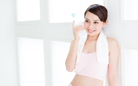 時間がなくても綺麗になりたい！ 手軽にダイエットしたい人必見の炭酸水ダイエットとは？