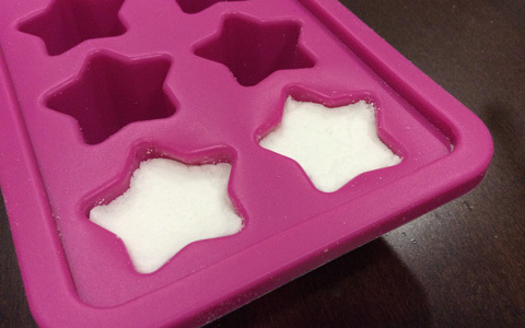 子供と一緒に作ると楽しい！ 簡単にできるバスボム作り