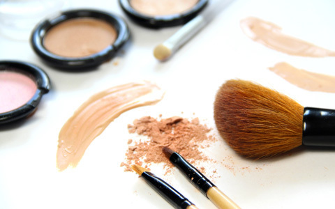 金額より相性が大事!?　肌質に合ったファンデーションを見つけよう