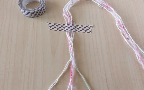 子供の肌にもやさしいから、親子でお揃いもOK！ グルグルブレスレットを作りましょう