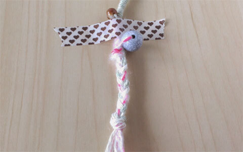 子供の肌にもやさしいから、親子でお揃いもOK！ グルグルブレスレットを作りましょう