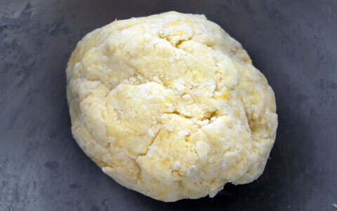 フードプロセッサーを使って簡単手作りおやつ、スコーン作り