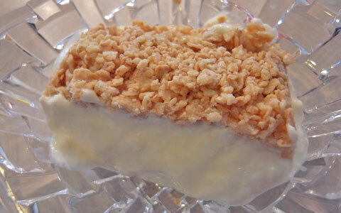 豆腐で作るから低カロリー！ レアチーズ風味のふわふわムース