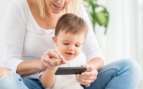 育児に役立つ！ 先輩ママおすすめのスマホアプリ