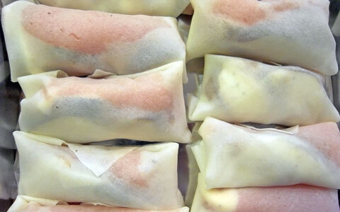 下味は塩、こしょうだけ！ 鶏のささみと椎茸の簡単ヘルシー春巻き