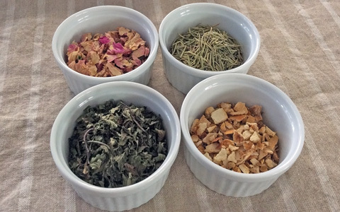 ハンガリーウォーターの作り方と使い方。子どもと一緒に使おう！