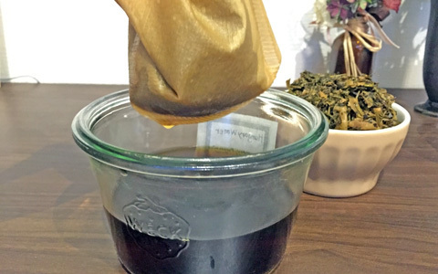 ハンガリーウォーターの作り方と使い方。子どもと一緒に使おう！