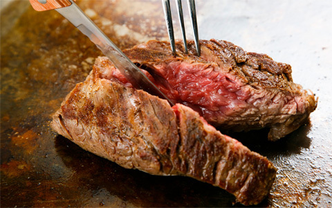 子供と行けるレストラン：熟成焼肉をソファ席で満喫できる貴重なお店！ 熟成焼肉 肉源（赤坂）