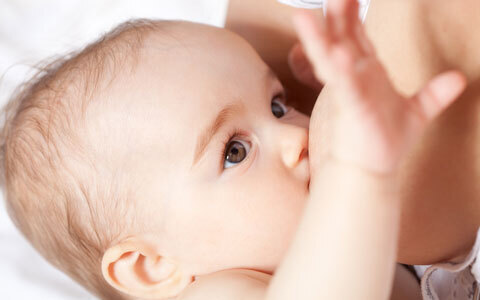 嫁VS姑のおっぱい戦争！ 今昔の考え方の違いとは？