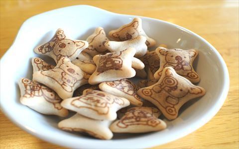 親子の時間が深まるおやつの時間　500種類もあるコアラのマーチがかわいい！
