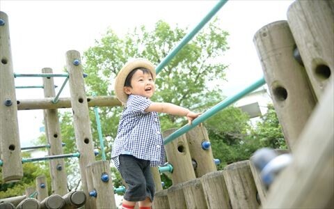 ママの公園デビューが子どもにどんな影響を与えるのか ウーマンエキサイト 1 2