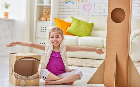 ダンボール遊びの狙いは？ アイデア次第で無限大の遊び方！