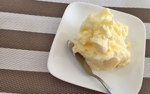 本当に簡単でおいしい？　5歳児と「手作りバター」に挑戦