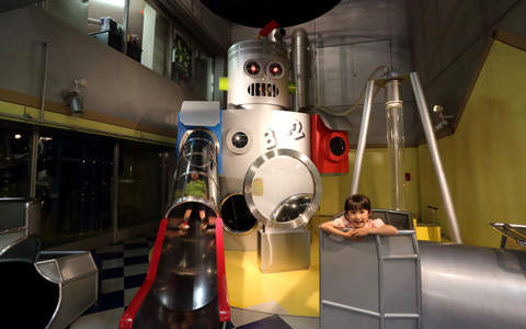 月1で通いたい！　宇宙の神秘を身近に感じる親子向け「科学館」