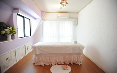 デリケートゾーンのお手入れから子宮周りのケアまで、女性の体を考えたブラジリアンワックスサロン「ピュビケアサロン白金台」