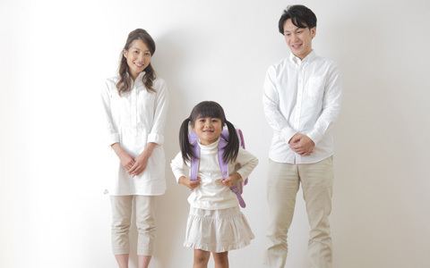 いまや小学生の常識!?　ランドセルカバーのラインナップがスゴイ