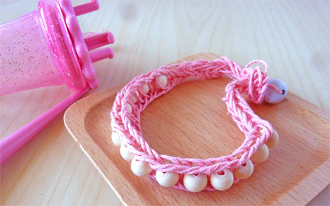 リリアンでアクセサリーの作り方。ラップブレスレットを作ろう！