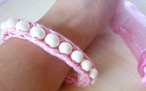 リリアンでアクセサリーの作り方。ラップブレスレットを作ろう！