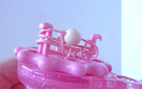 リリアンでアクセサリーの作り方。ラップブレスレットを作ろう！