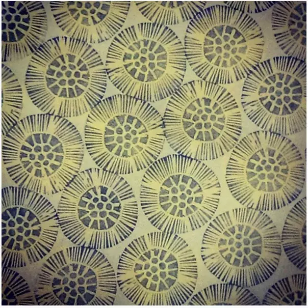 インスタグラムで見つけた一日一柄の消しゴムはんこがすごい！