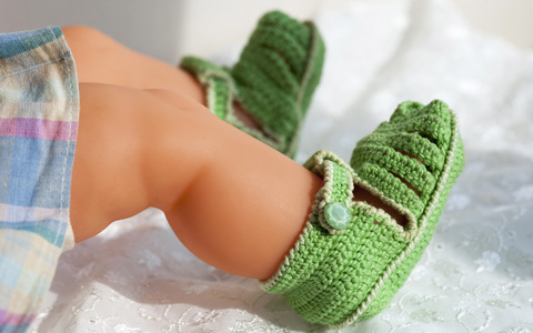 赤ちゃんの足のサイズの正しい測り方＆ファーストシューズの選び方は？＜後編＞