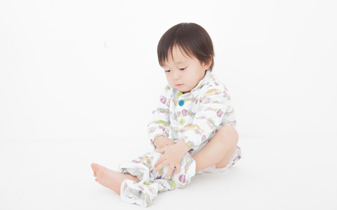 そろそろ1人でお着替えをさせたい！　子供が進んで着替えるためのチェックポイント