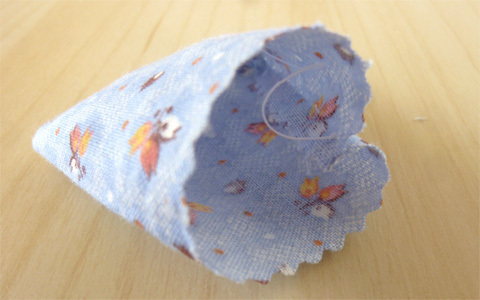 型紙不要！　新生児から小学生まで遊べる布製穴あきボール