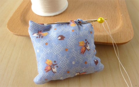 型紙不要！　新生児から小学生まで遊べる布製穴あきボール