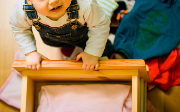 家財道具を壊された!?　託児をお願いされた時にありがちなトラブル（法律で切るママトラブル Vol.6）