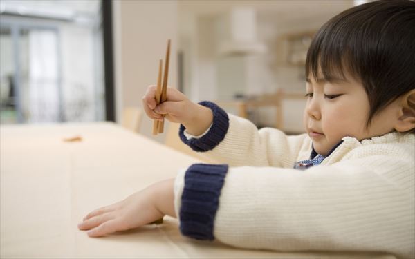 超簡単！　3ステップで上手くいく子どものおはしトレーニング