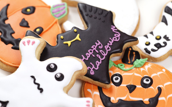 収穫祭「ハロウィン」でお化けの仮装をする理由とは？